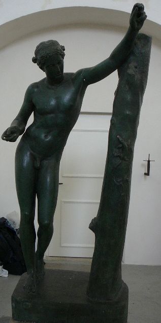 Apollon Sauroktonos