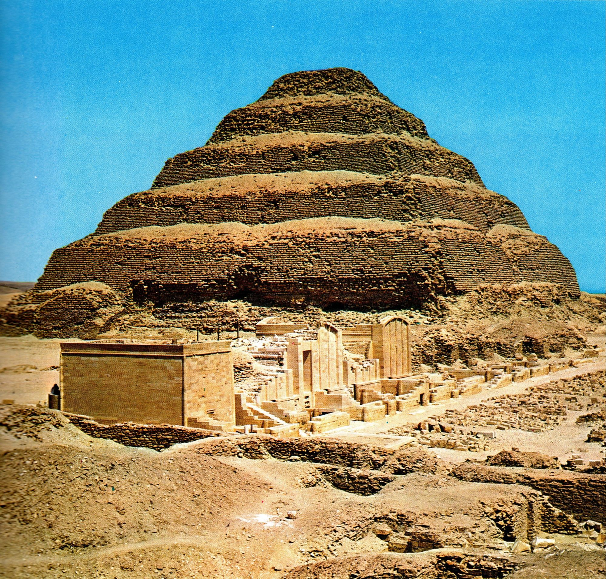 Džoserova pyramida v Sakkáře