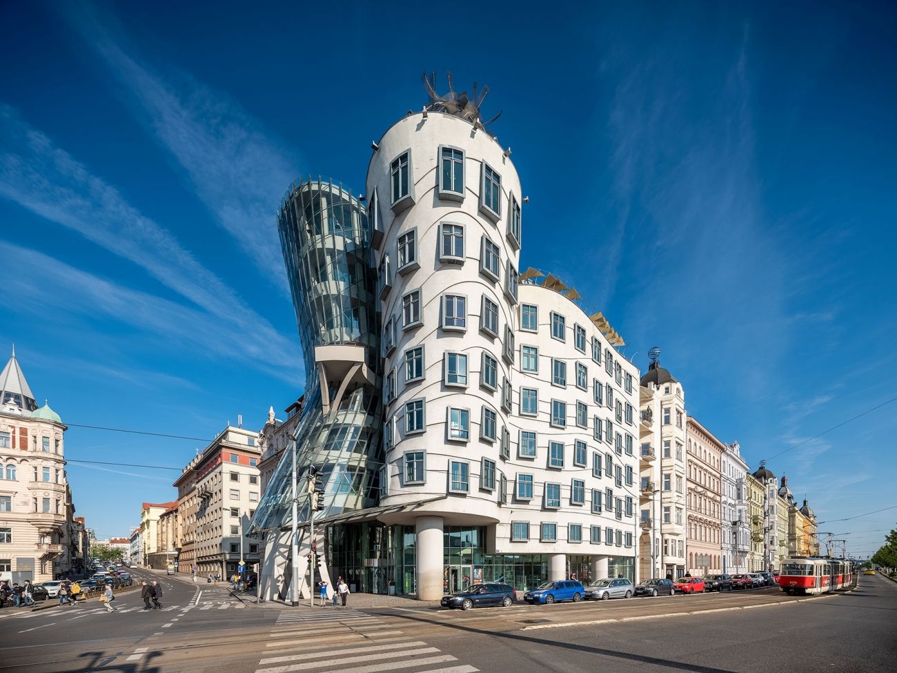 Tančící dům, Praha