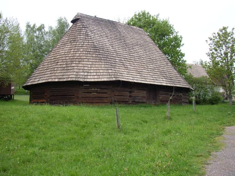 Polygonální stodola