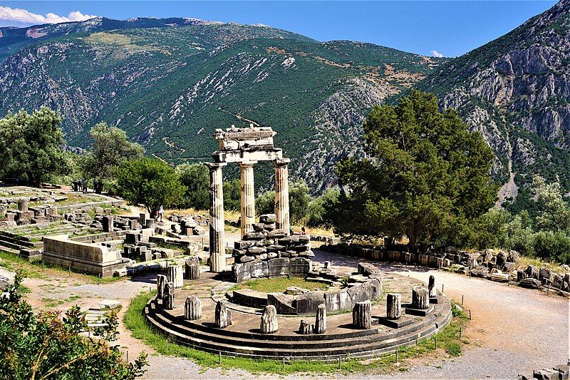 Tholos Athény Pronaie
