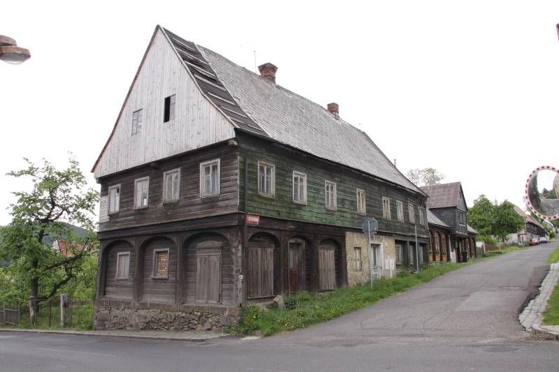 Podstávkový dům
